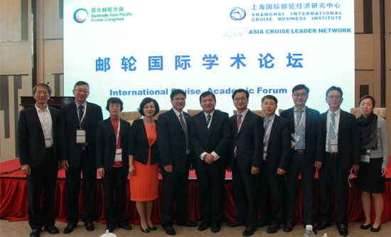 http://news.sues.edu.cn/_upload/article/images/69/0a/295b077544678fea11e797e3e24a/394130f7-ca5b-4ea9-a45b-d54acac15e3d.jpg